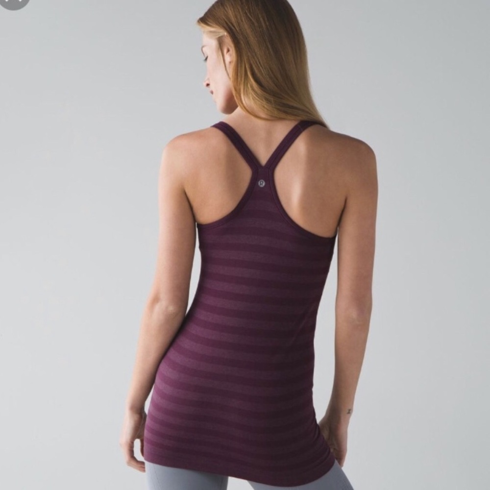 Lululemon Ebb to street tank